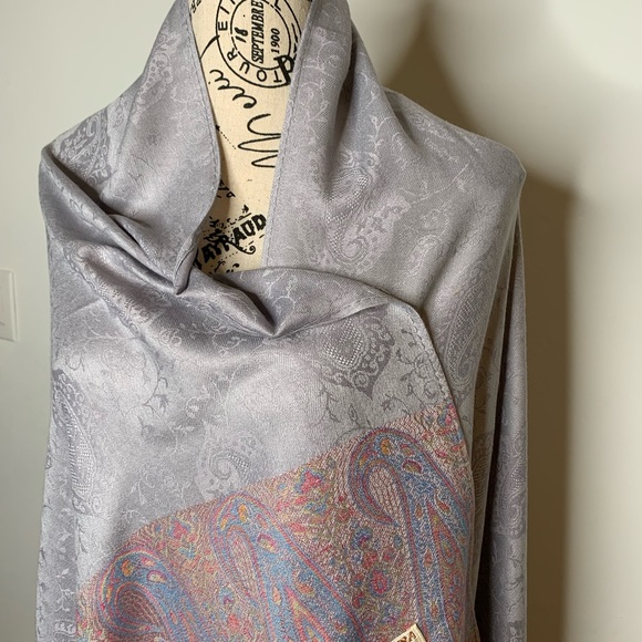 Pashmina - Picture 3 of 5